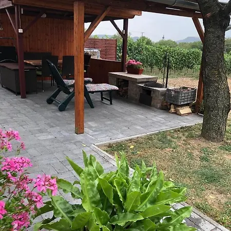 Nyaraló Ruzsa *